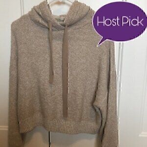 Kaisely size large hooded sweater